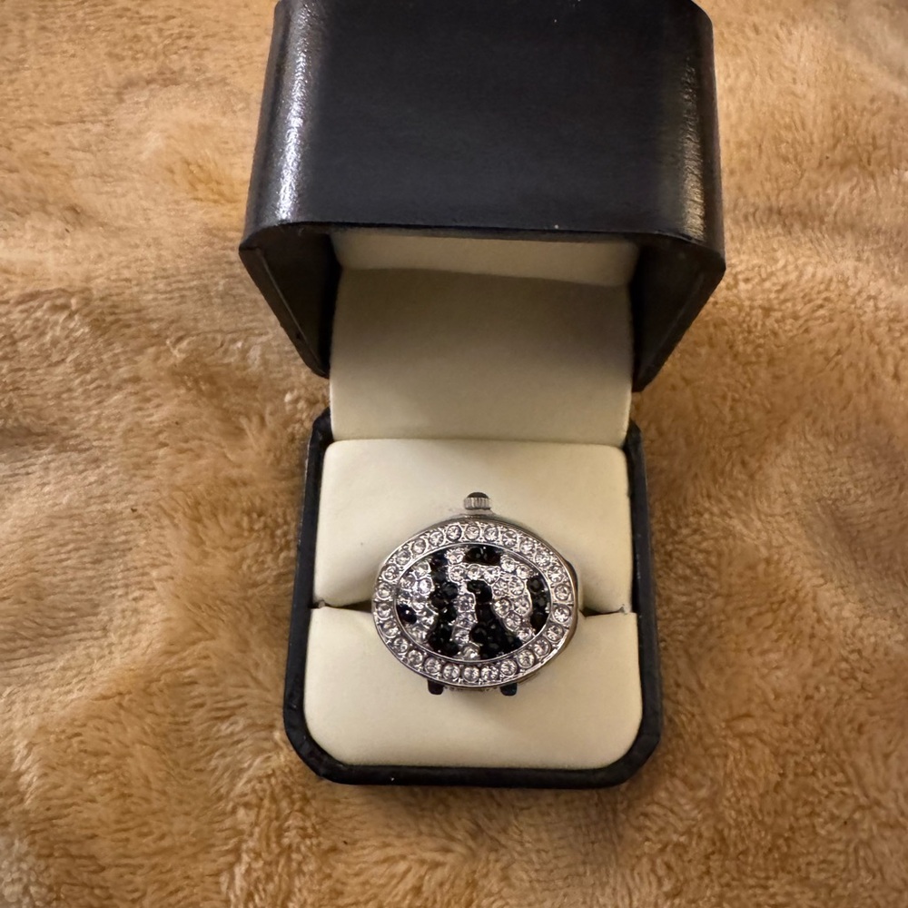 POV RING/WATCH WITH ABSTRACT RHINESTONE DESIGN ON OUTER COVER & WATCH INSIDE